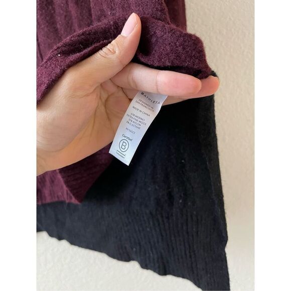 Athleta wool color block turtleneck sweater medium - Picture 4 of 5